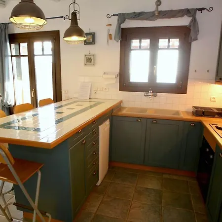 Kastellakia Bay Villas- Rosemary Apartment