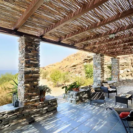 Kastellakia Bay Villas- Rosemary Koundouros